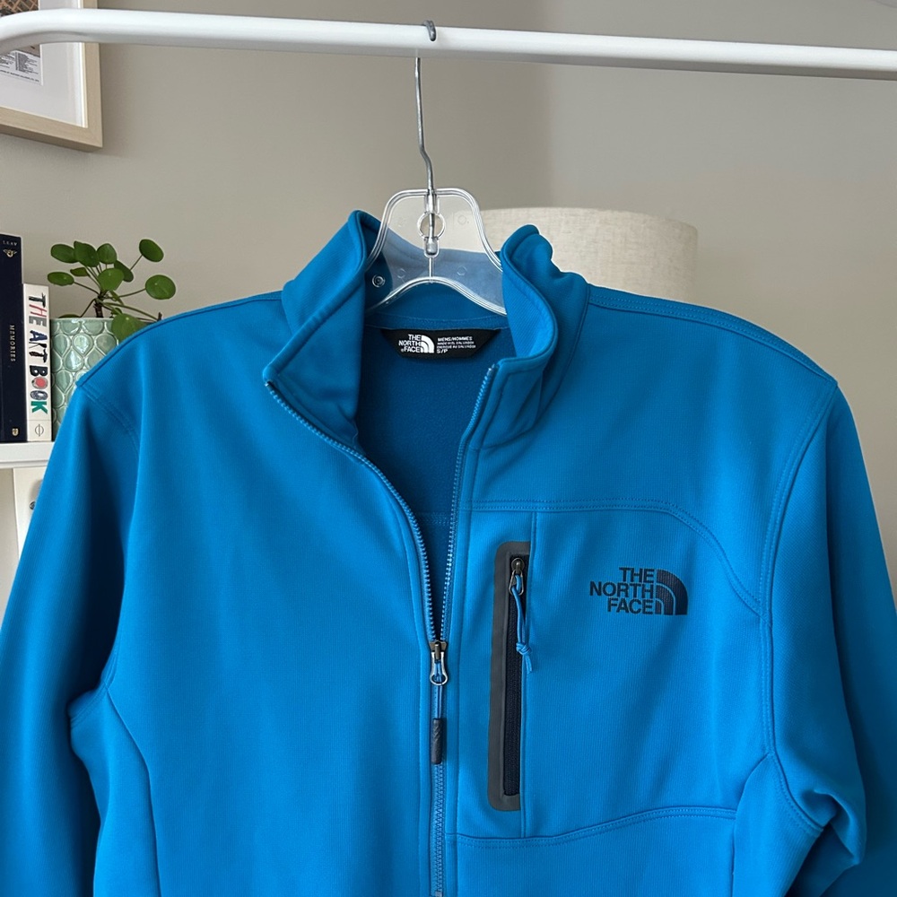The North Face Blue 1/2 Half Zip Soft shell Jacket